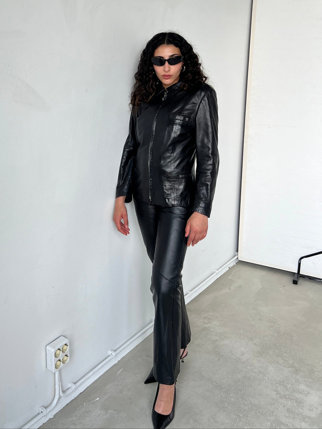 LEATHER TROUSERS