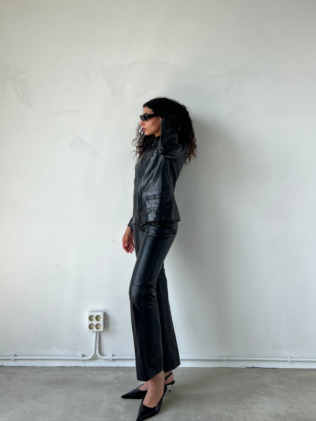 LEATHER TROUSERS