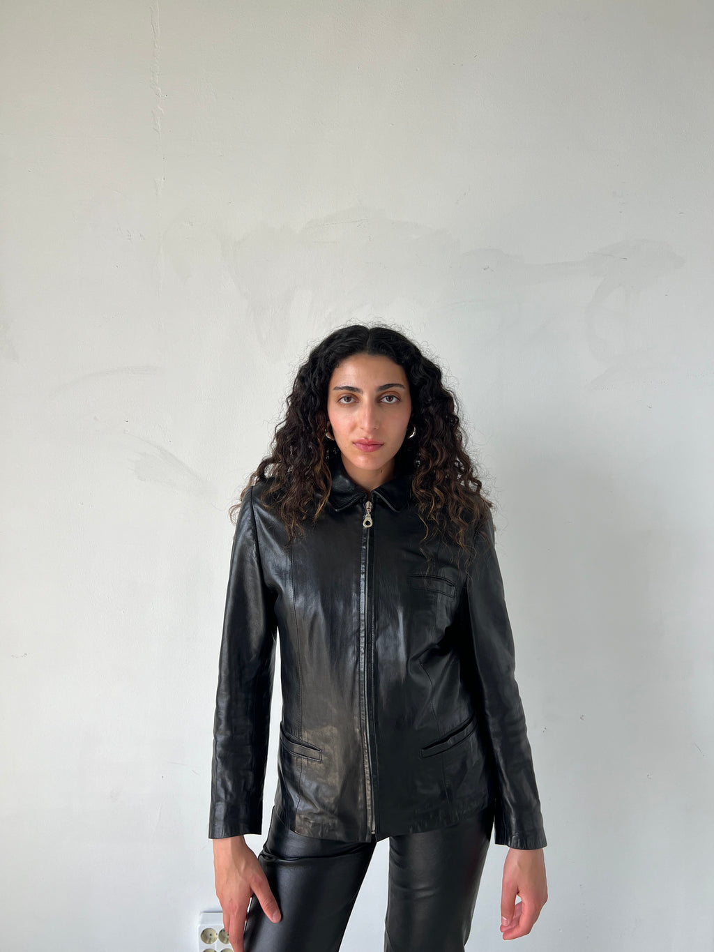 BLACK LEATHER ZIP JACKET